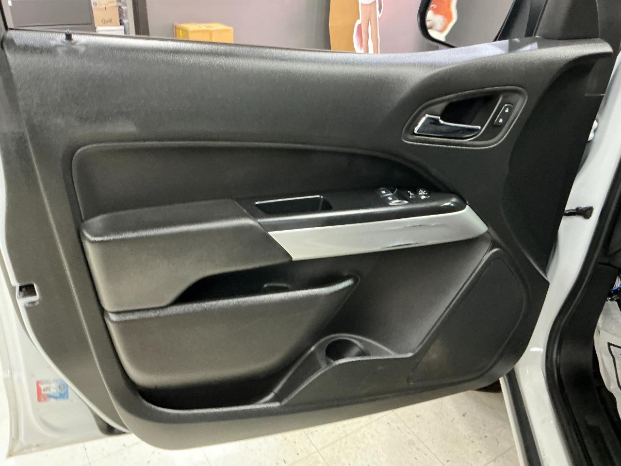 Chevrolet Colorado 4WD Ext Cab 128" LT 2022