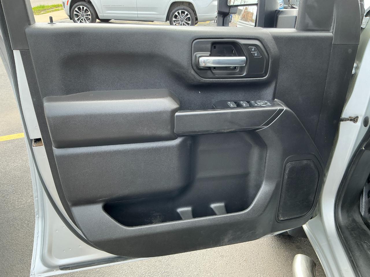 Chevrolet Silverado 3500HD 4WD Double Cab 162" Work Truck 2022