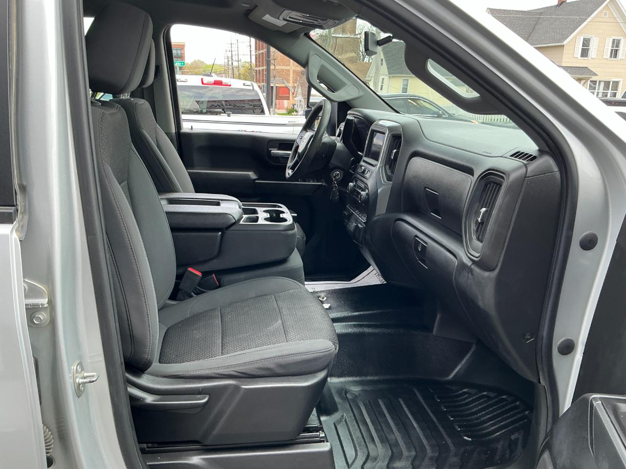 Chevrolet Silverado 3500HD 4WD Double Cab 162" Work Truck 2022