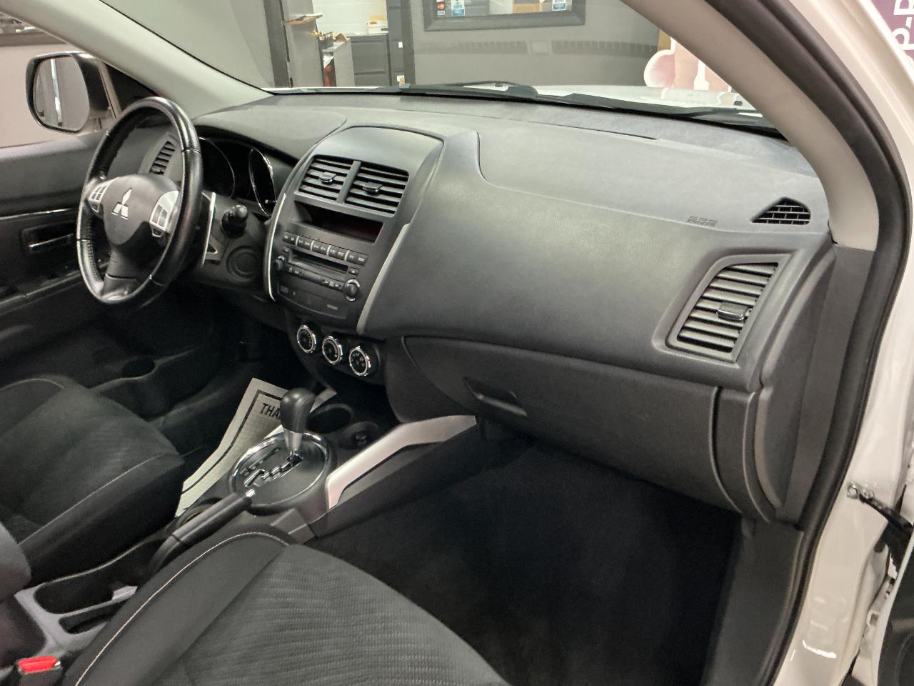 Mitsubishi Outlander Sport 2WD 4dr CVT LE 2013