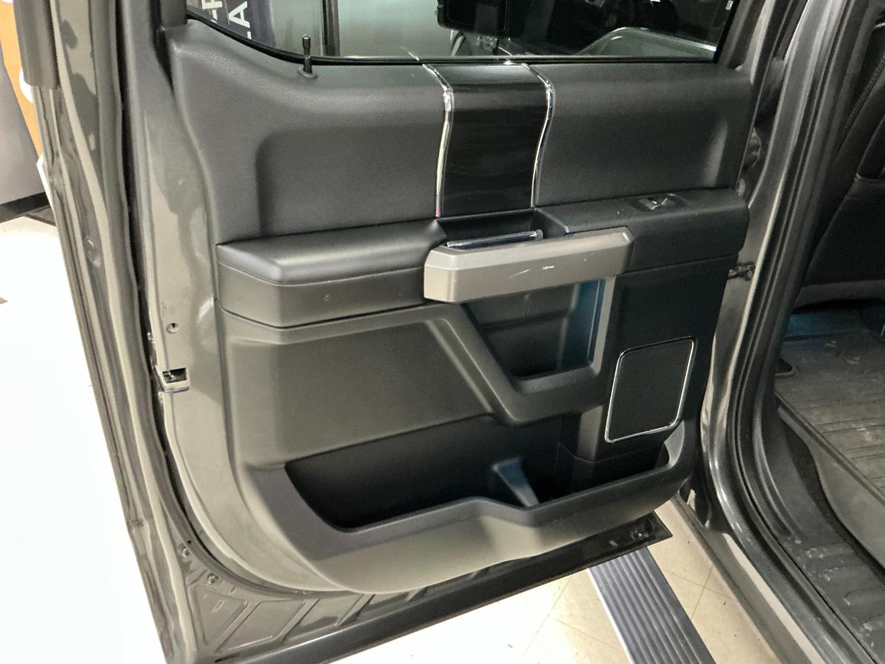 Ford F-150 Platinum SuperCrew 5.5-ft. Bed 4WD 2020