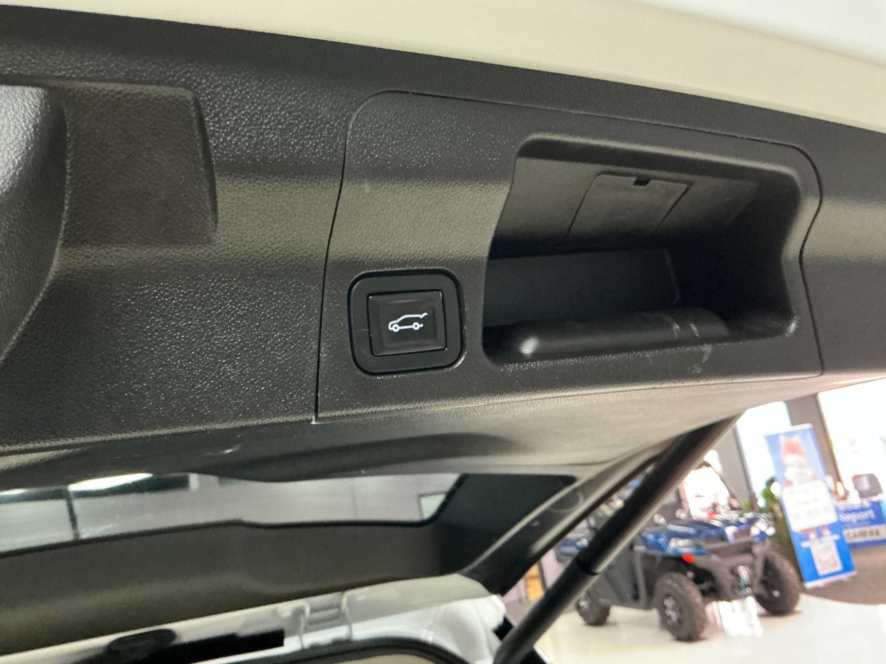 GMC Acadia FWD 4dr SLE w/SLE-2 2017