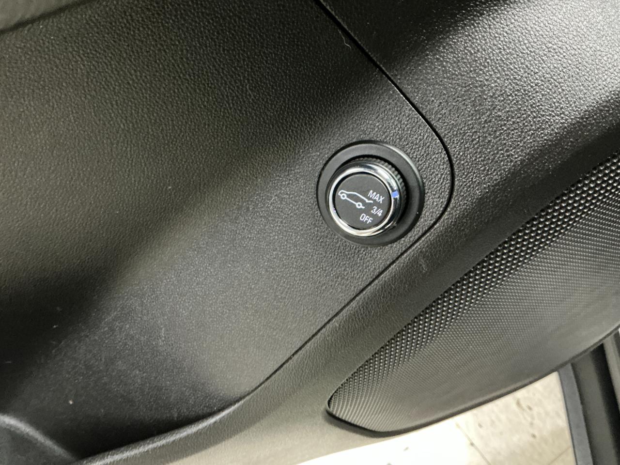 GMC Acadia FWD 4dr SLE w/SLE-2 2017