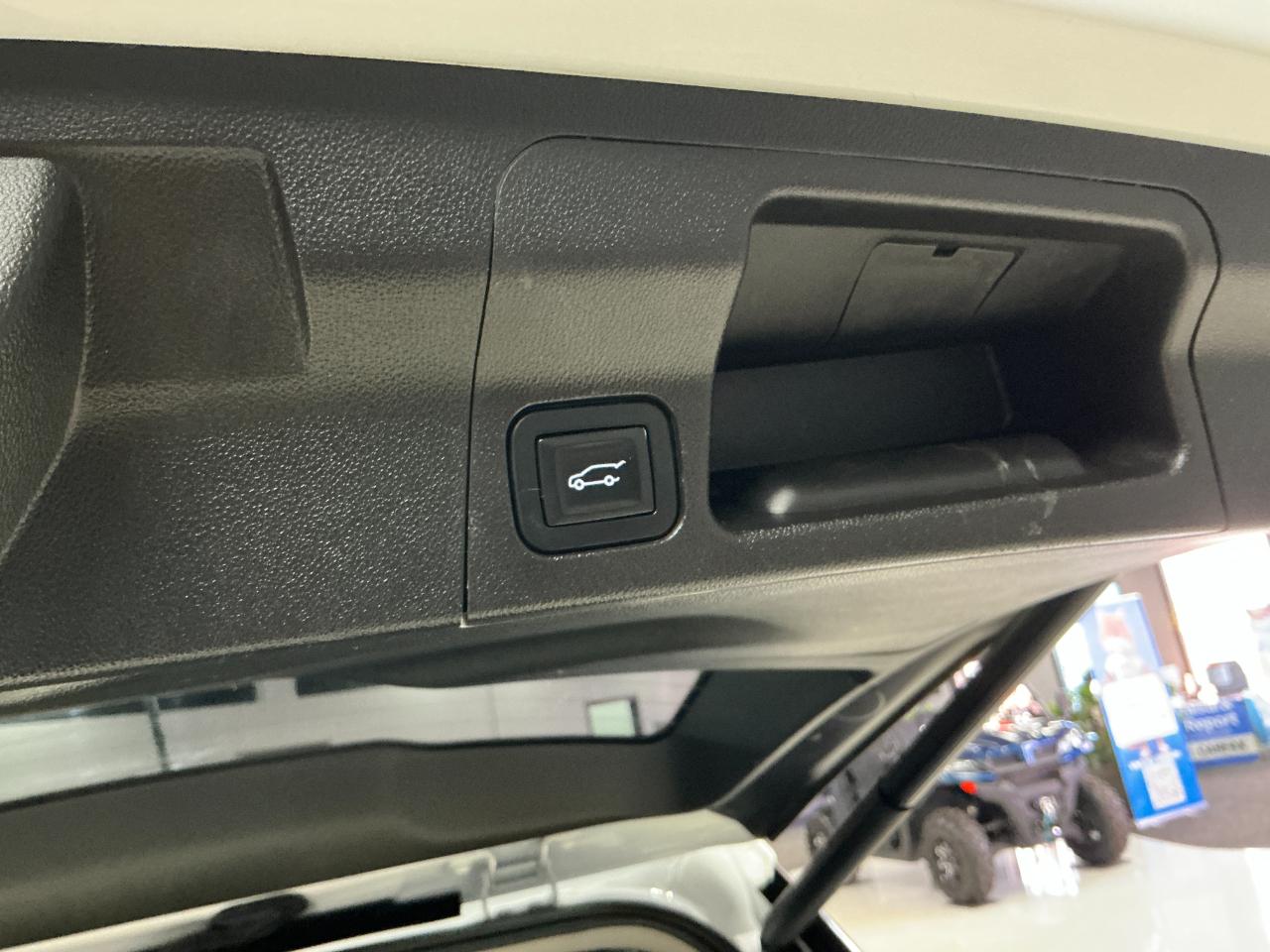 GMC Acadia FWD 4dr SLE w/SLE-2 2017