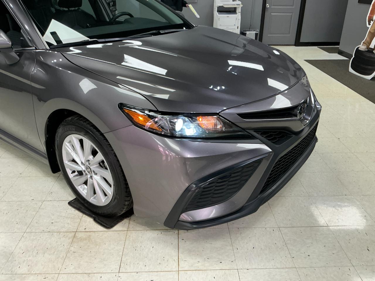 Toyota Camry SE Auto (Natl) 2024