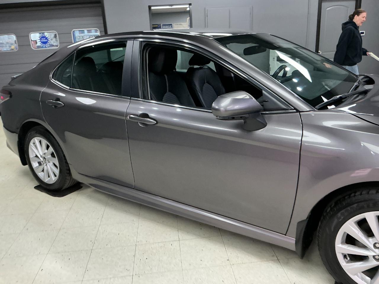 Toyota Camry SE Auto (Natl) 2024