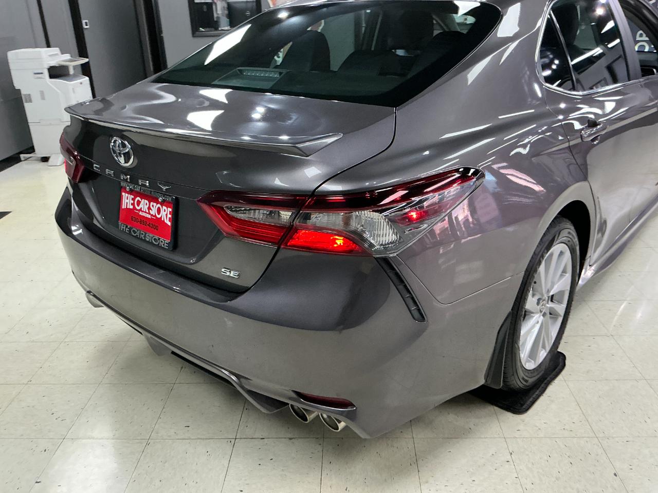 Toyota Camry SE Auto (Natl) 2024