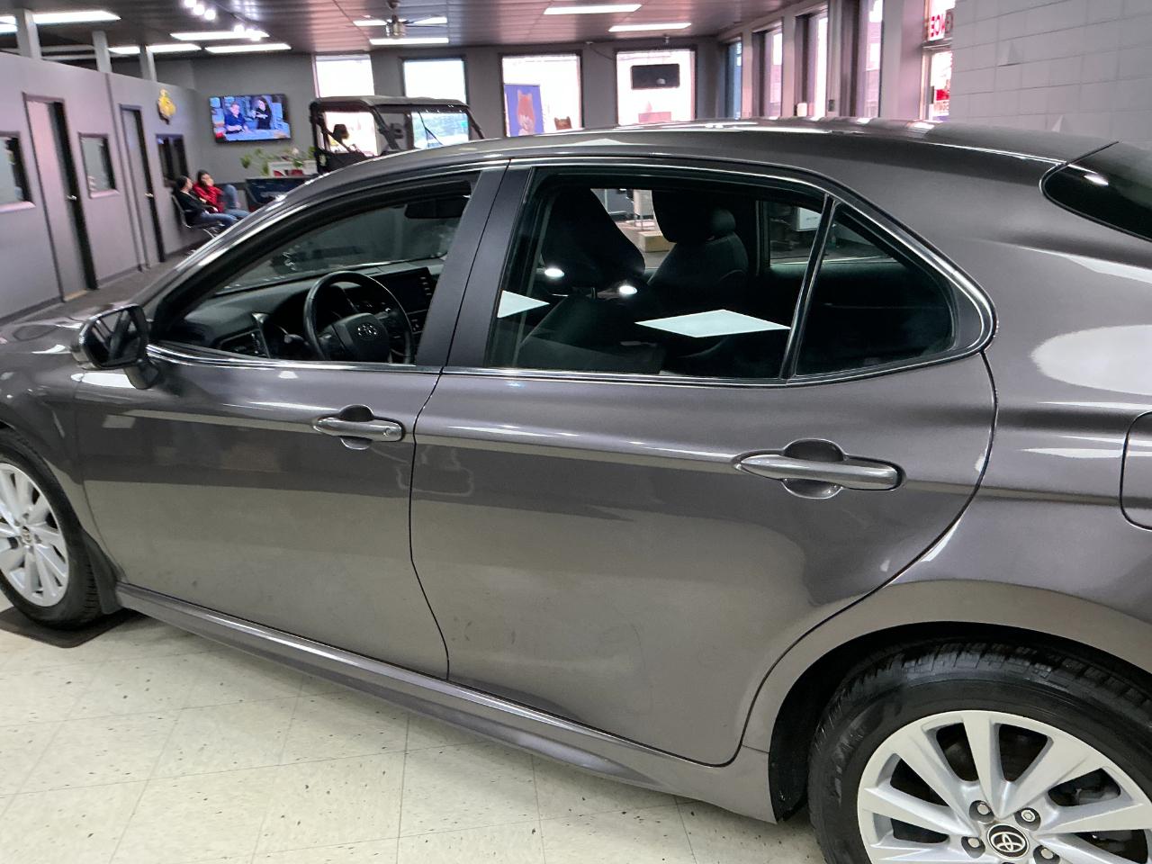 Toyota Camry SE Auto (Natl) 2024