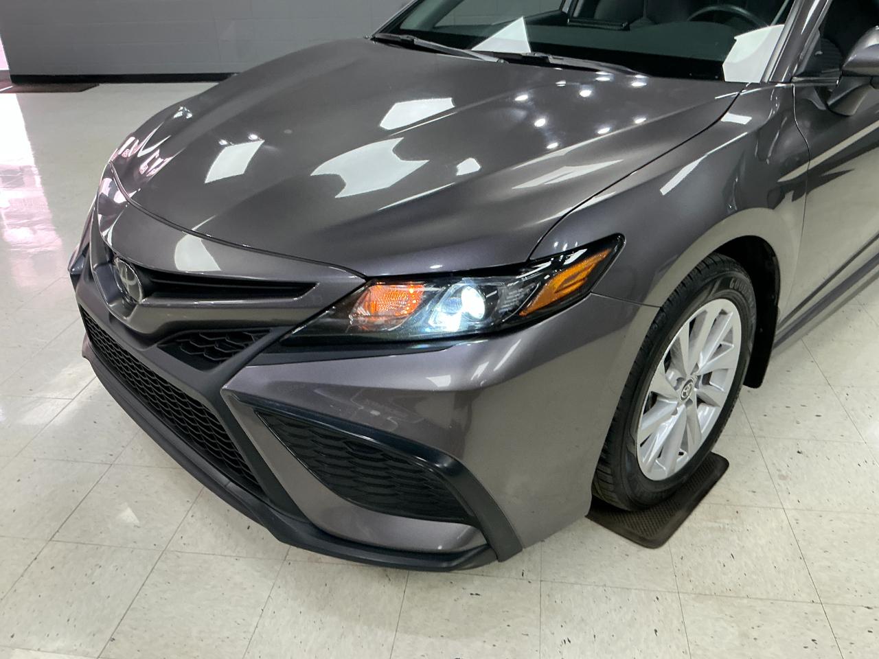 Toyota Camry SE Auto (Natl) 2024