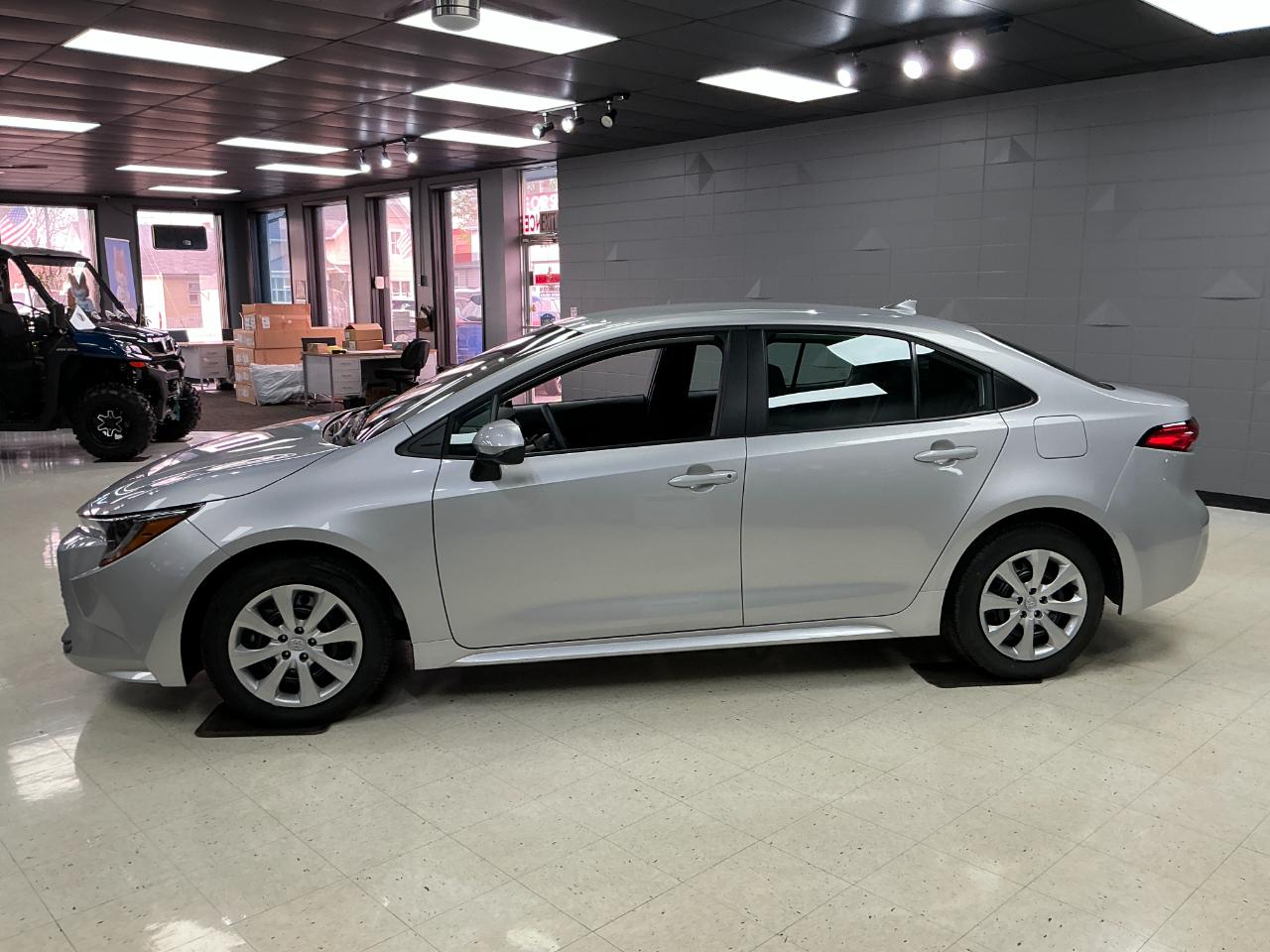 Toyota Corolla LE CVT (Natl) 2026