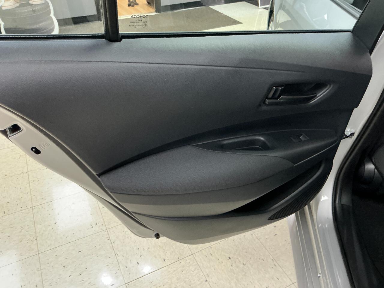 Toyota Corolla LE CVT (Natl) 2026