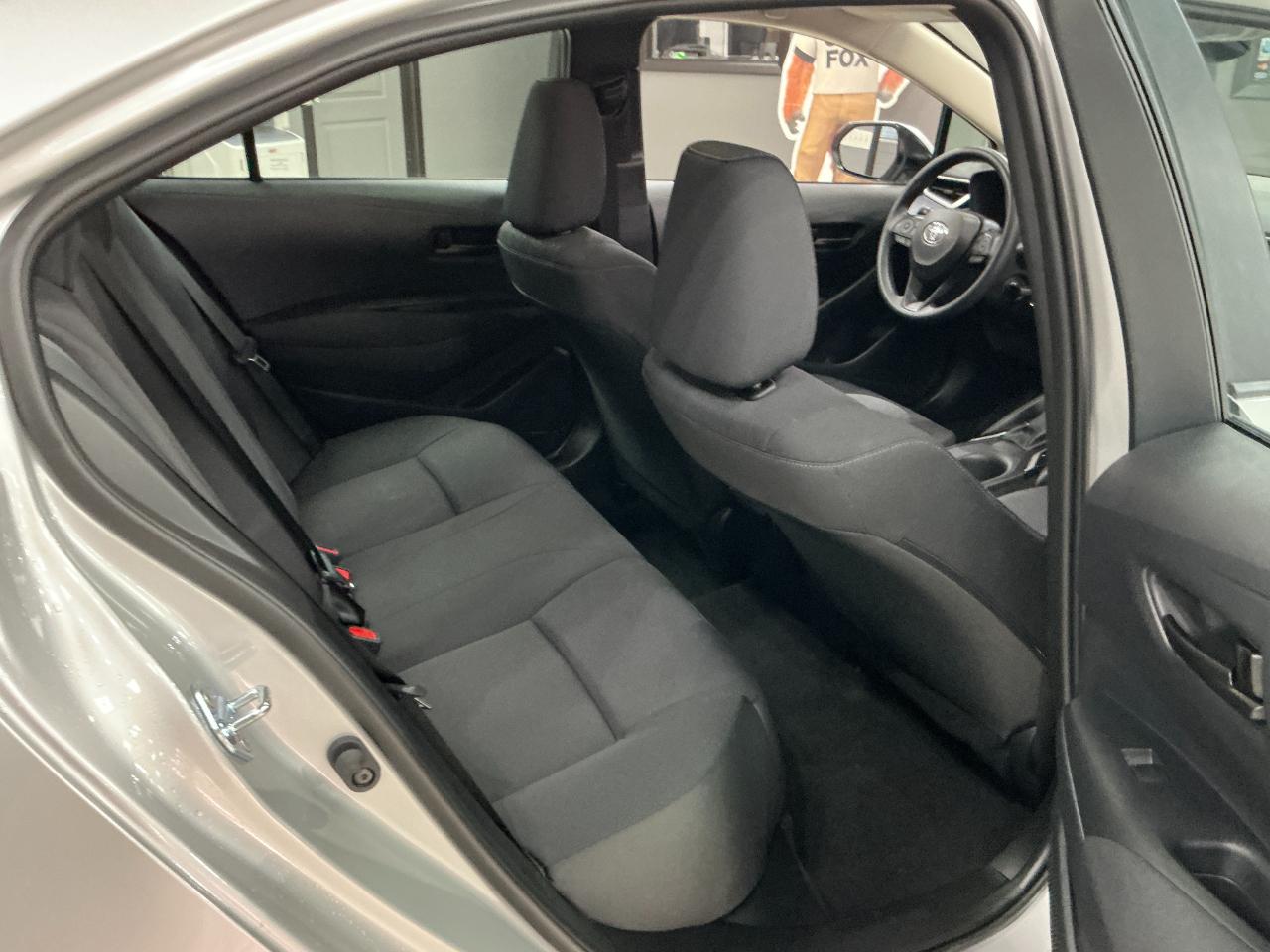 Toyota Corolla LE CVT (Natl) 2026