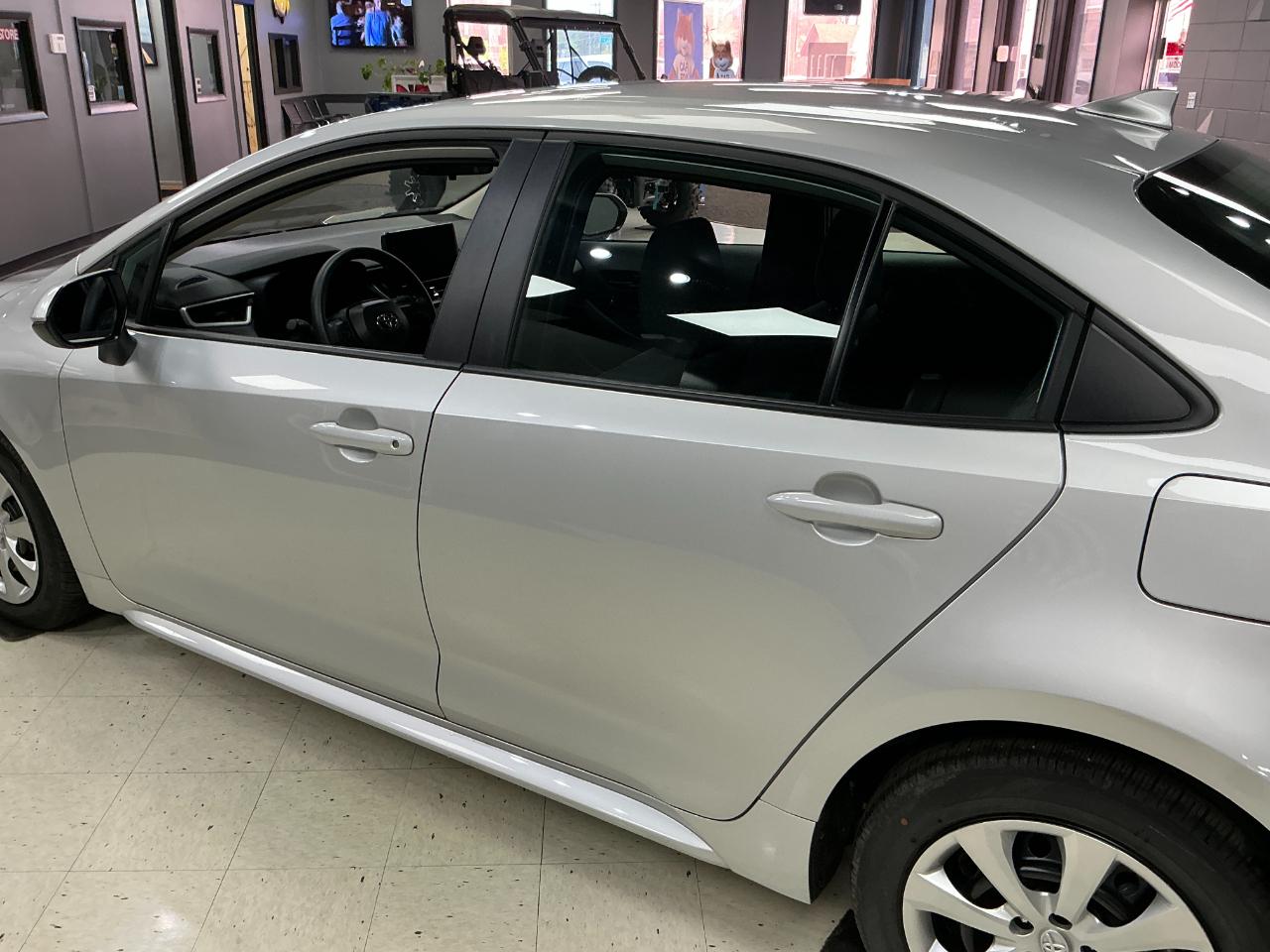 Toyota Corolla LE CVT (Natl) 2026