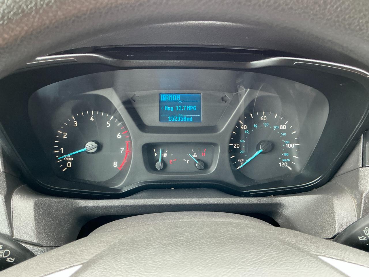 Ford Transit Wagon T-350 148" Low Roof XLT Swing-Out RH Dr 2015