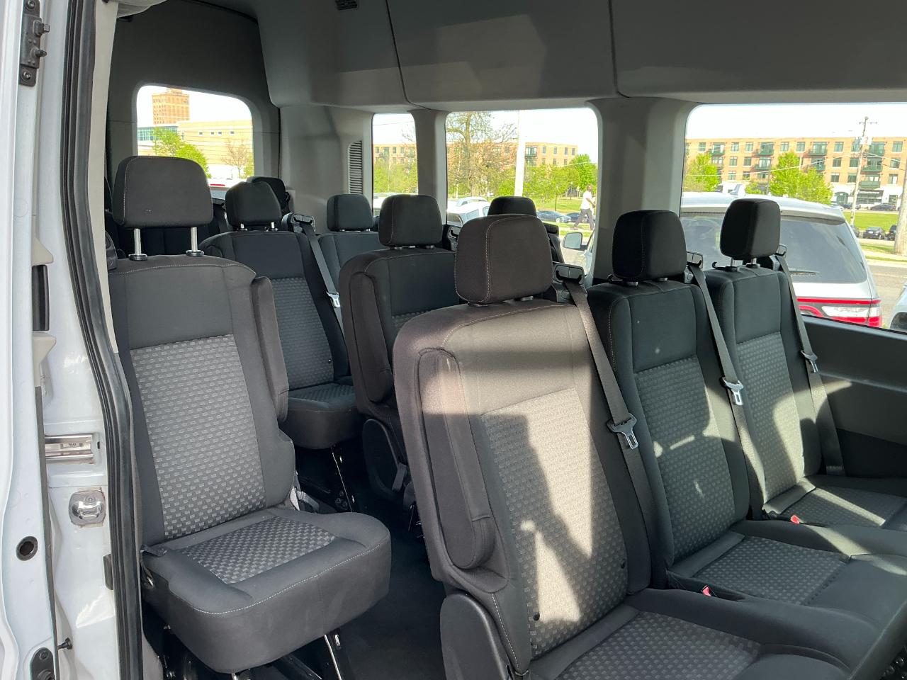 Ford Transit Passenger Wagon T-350 148" High Roof XLT RWD 2023