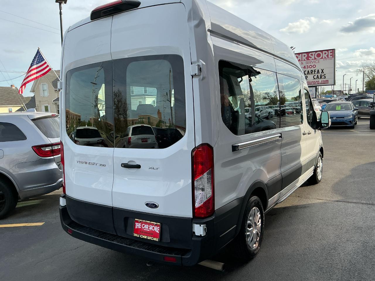 Ford Transit Passenger Wagon T-350 148" High Roof XLT RWD 2023