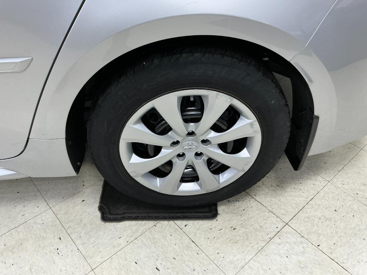 Toyota Corolla LE CVT (Natl) 2021