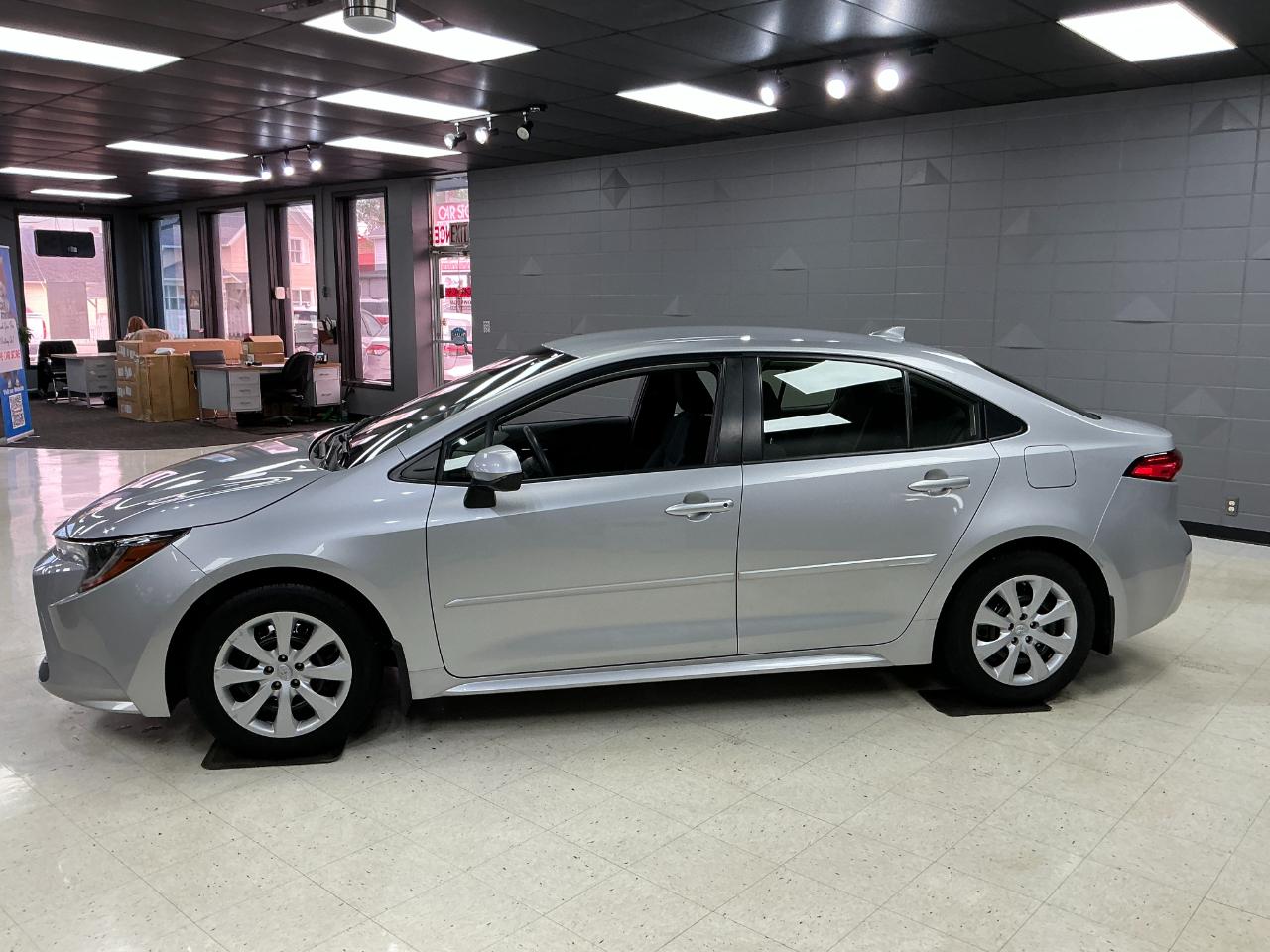 Toyota Corolla LE CVT (Natl) 2021