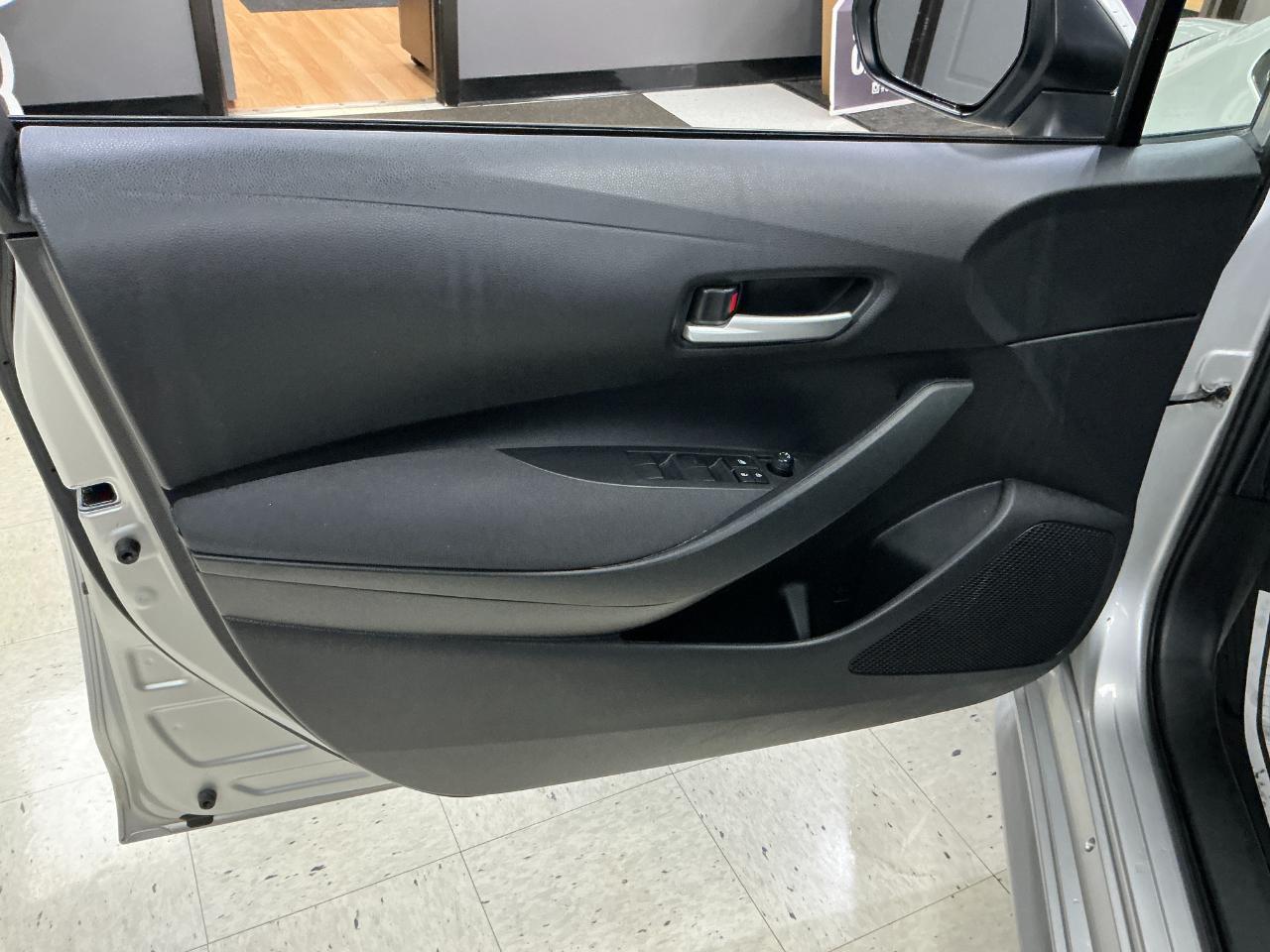 Toyota Corolla LE CVT (Natl) 2021