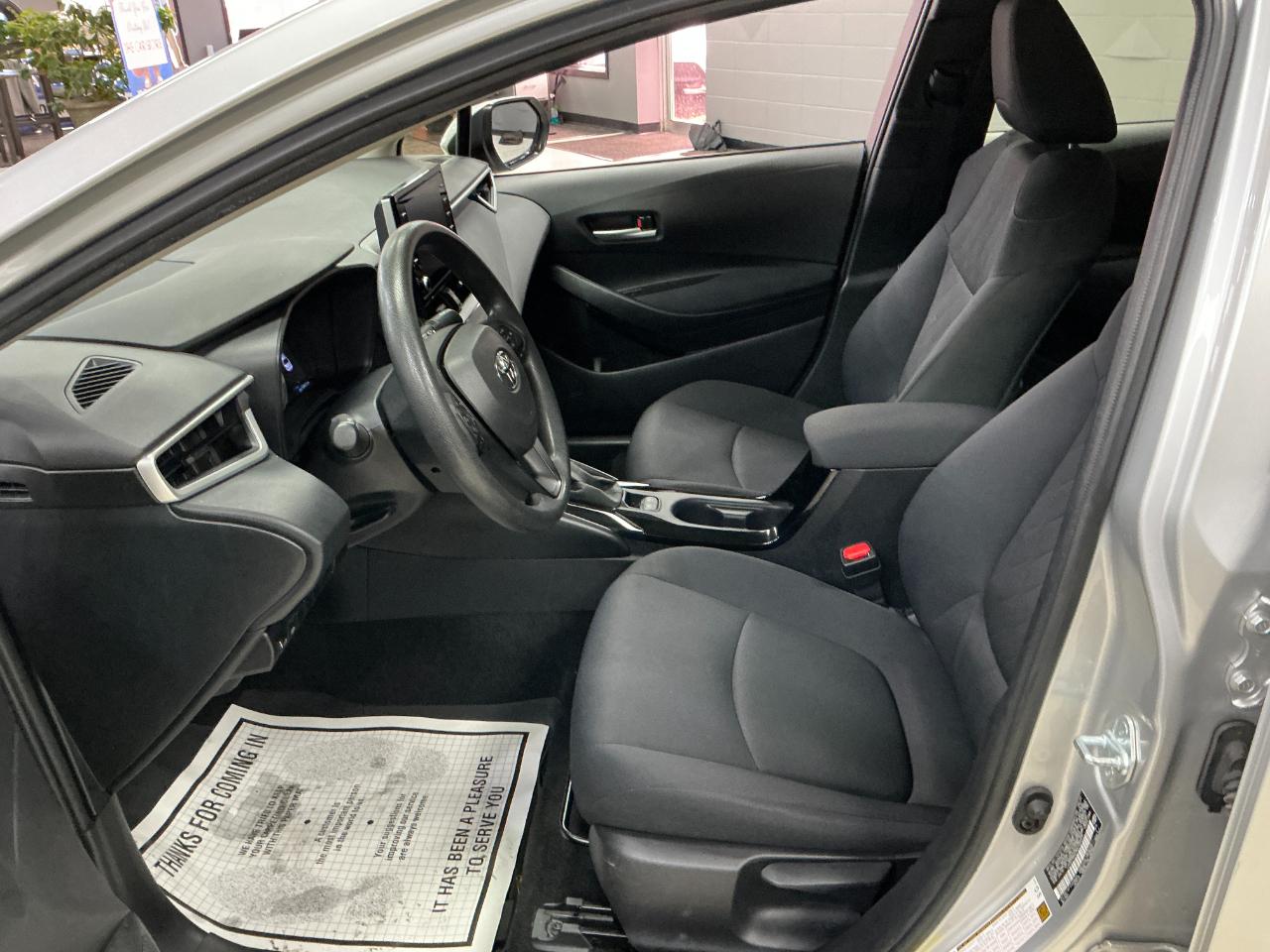 Toyota Corolla LE CVT (Natl) 2021