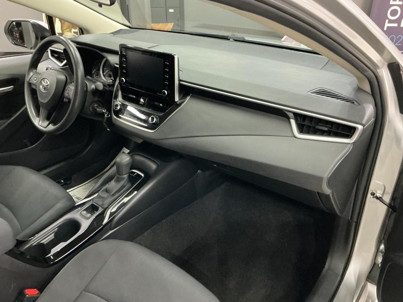 Toyota Corolla LE CVT (Natl) 2021