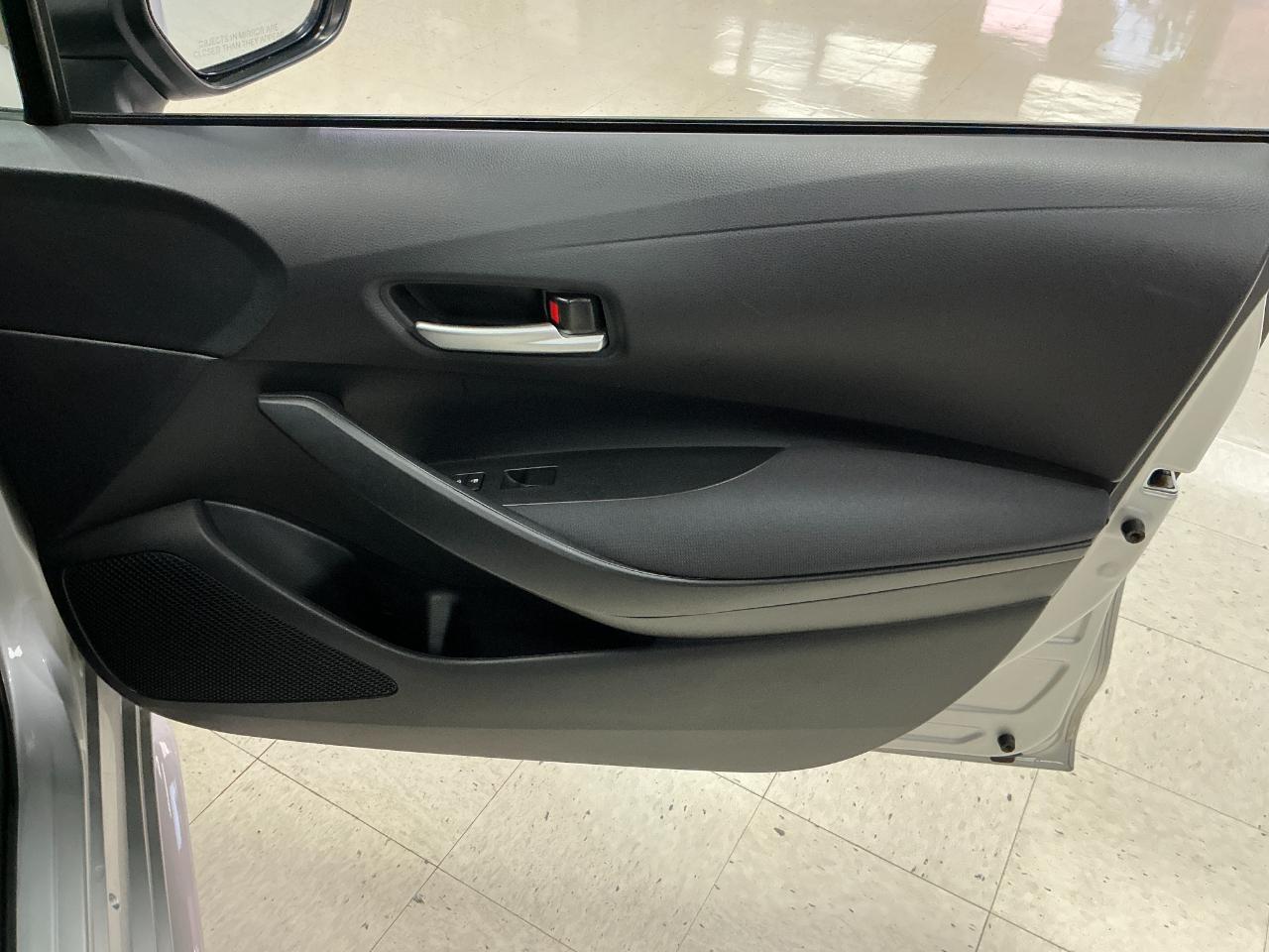 Toyota Corolla LE CVT (Natl) 2021