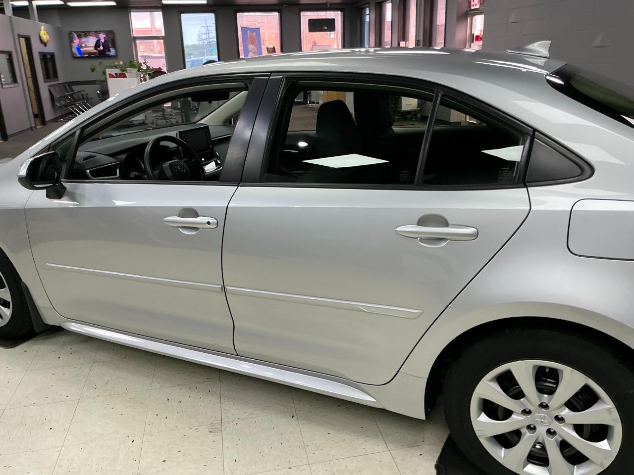 Toyota Corolla LE CVT (Natl) 2021