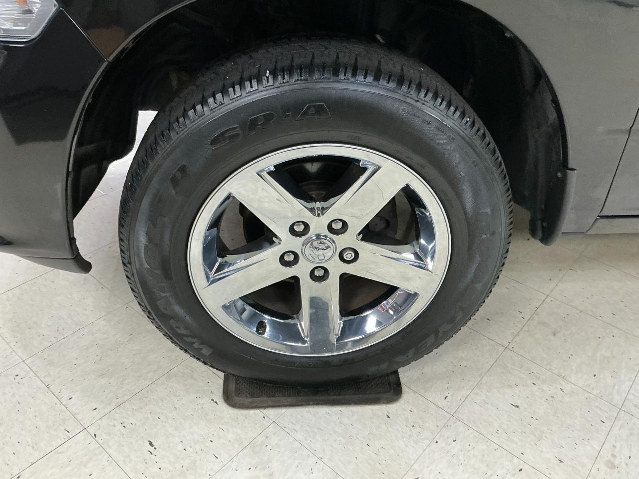 RAM 1500 4WD Quad Cab 140.5" Express 2016