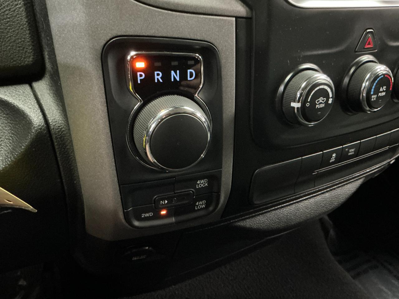 RAM 1500 4WD Quad Cab 140.5" Express 2016