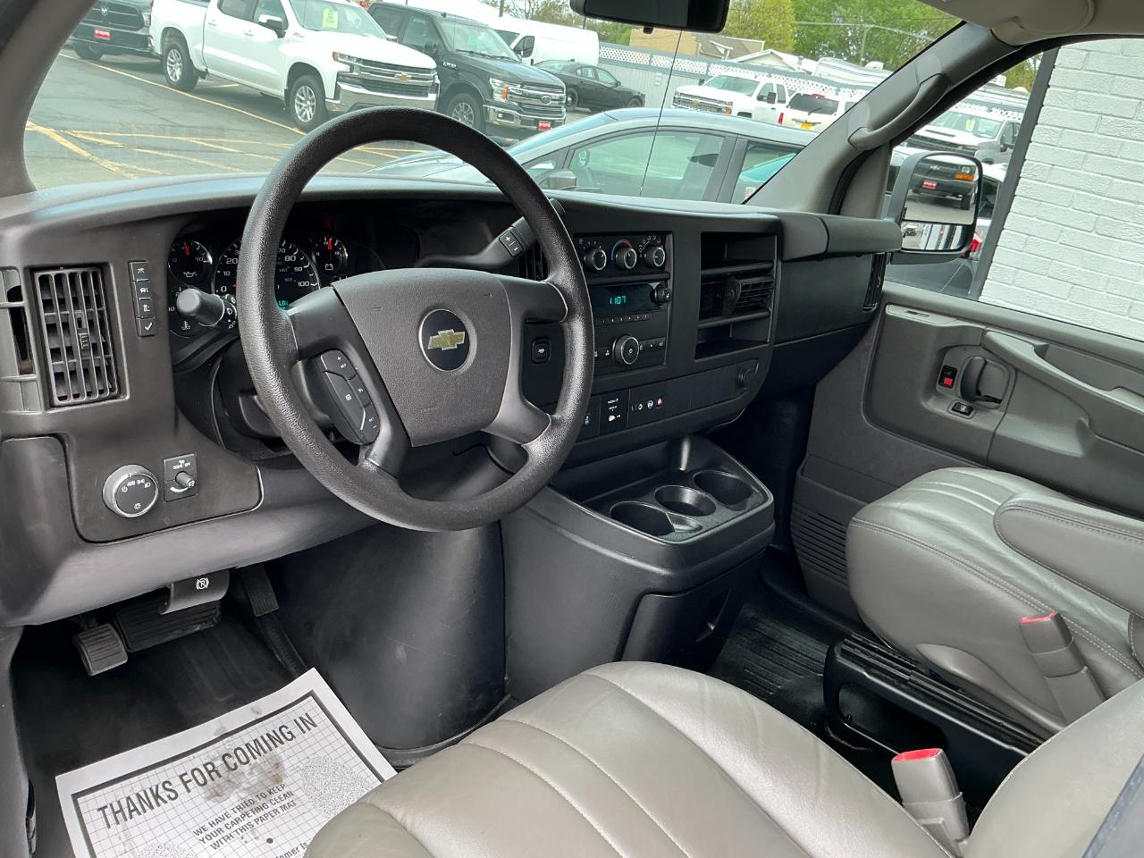 Chevrolet Express Passenger RWD 2500 135" LS 2013