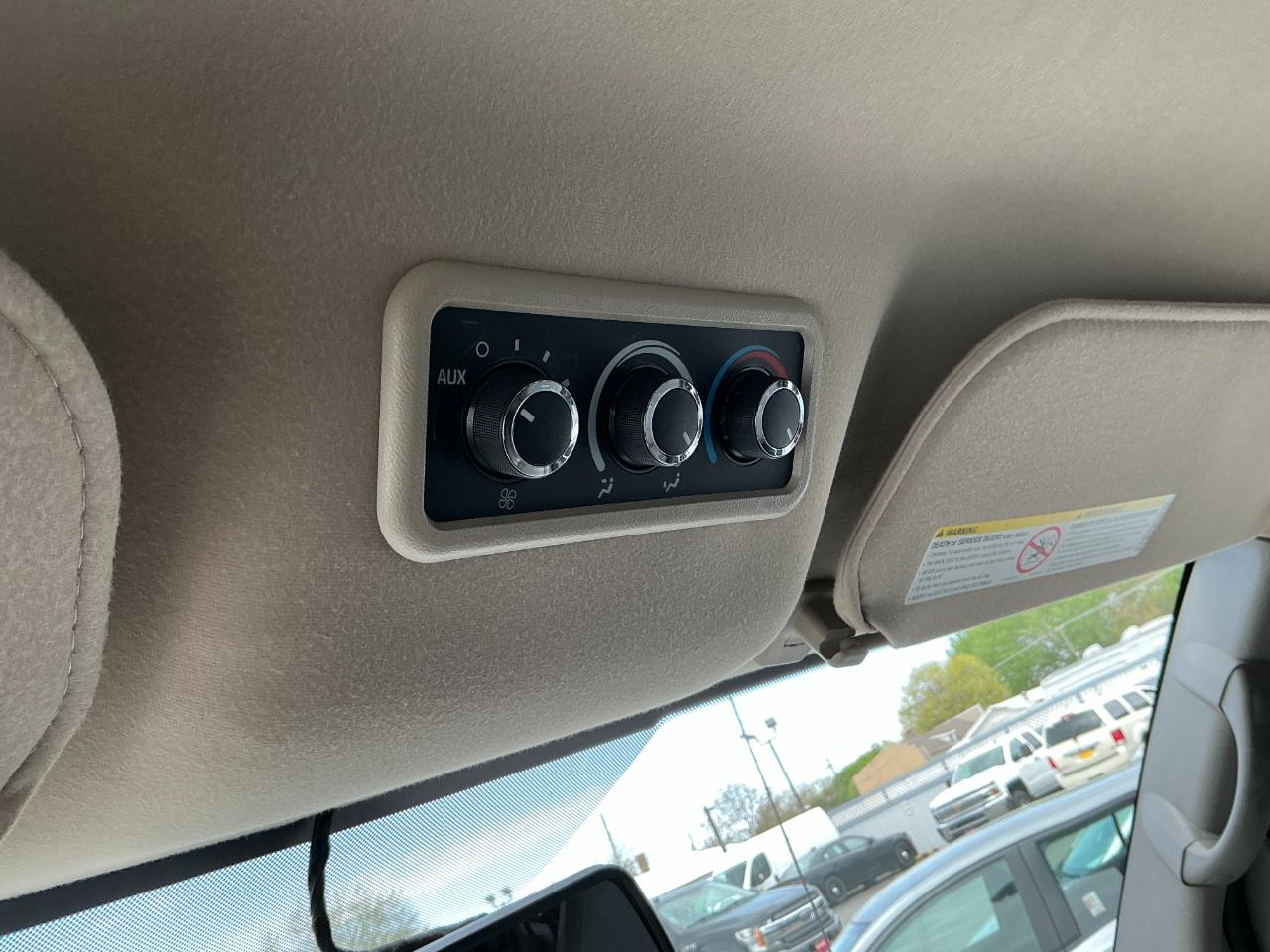 Chevrolet Express Passenger RWD 2500 135" LS 2013