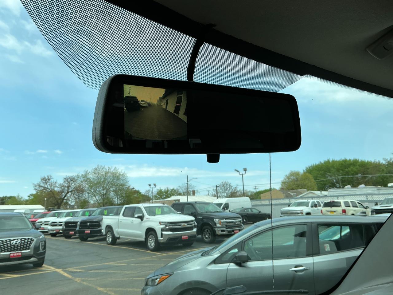 Chevrolet Express Passenger RWD 2500 135" LS 2013