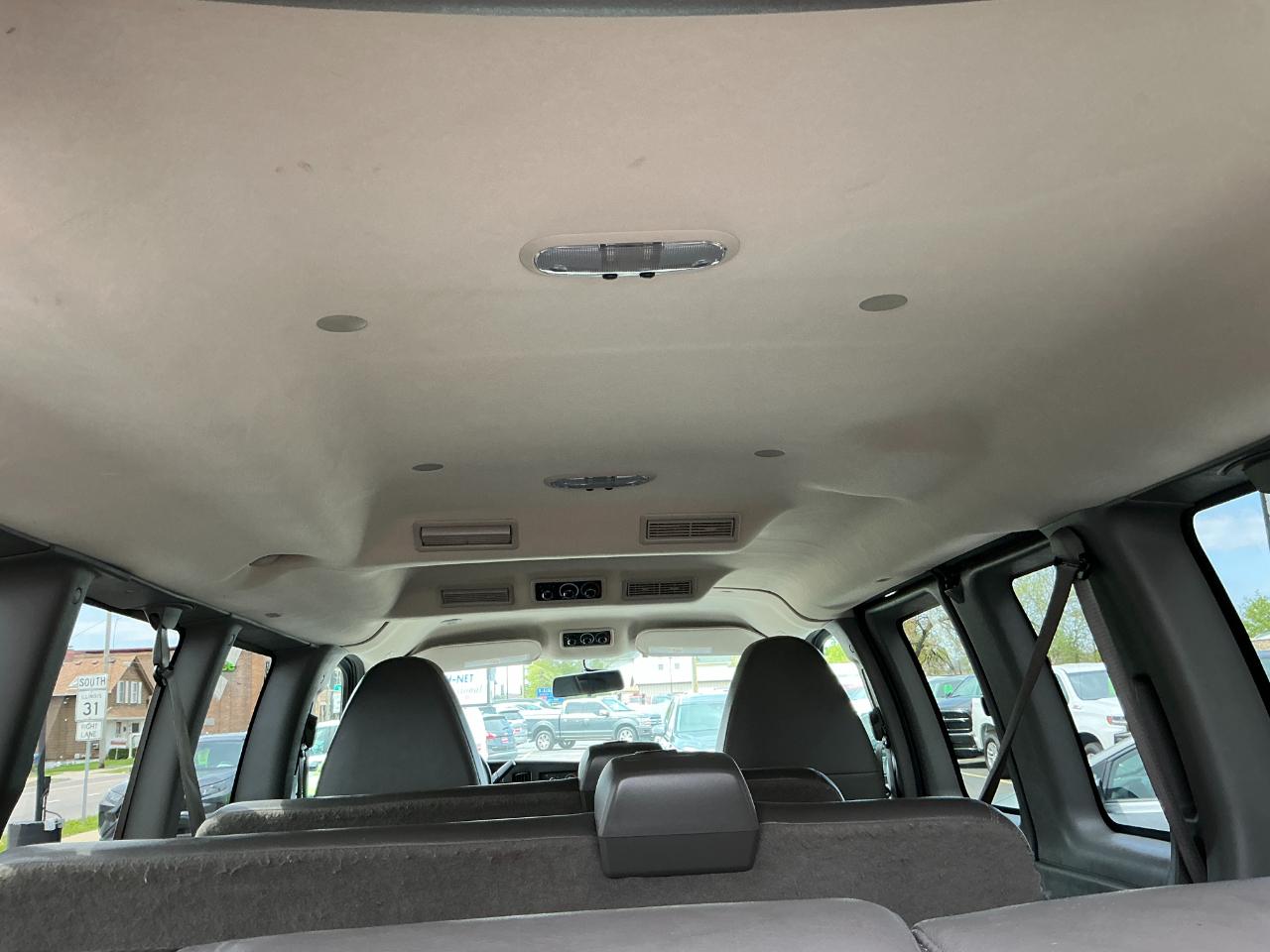 Chevrolet Express Passenger RWD 2500 135" LS 2013