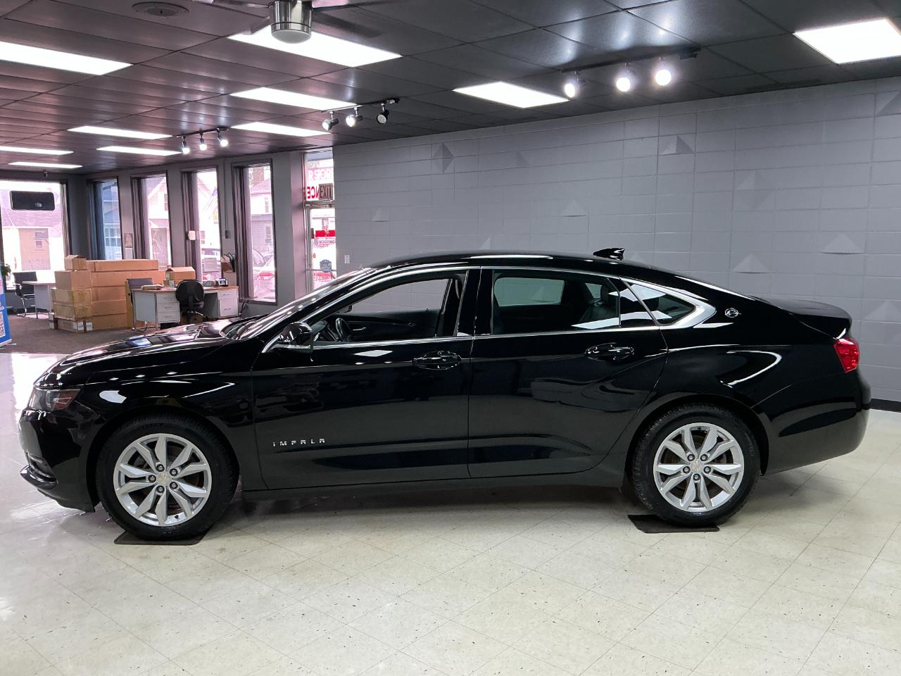 Chevrolet Impala 4dr Sdn LT w/1LT 2020