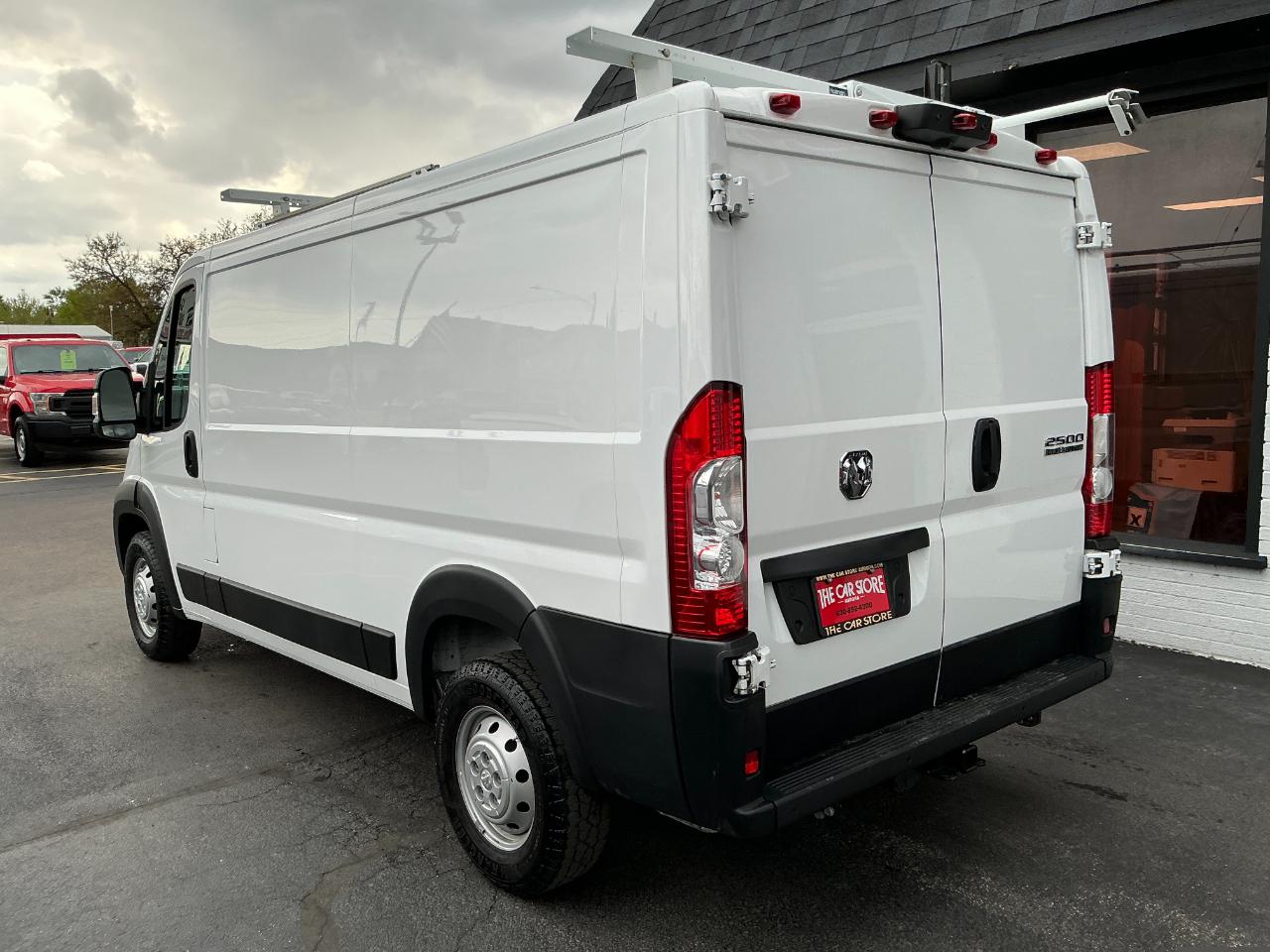 RAM ProMaster Cargo Van 2500 Low Roof 136" WB 2023