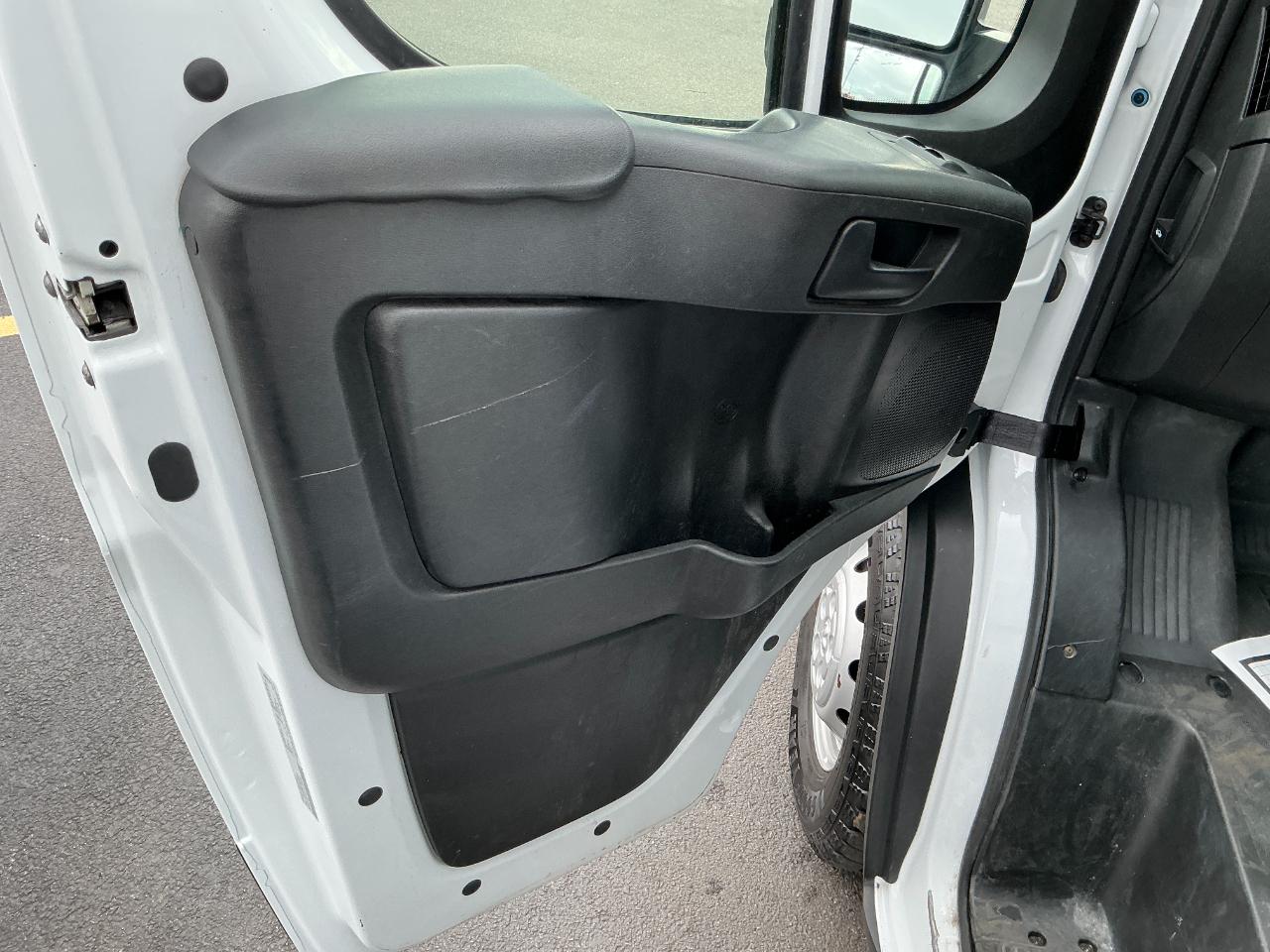 RAM ProMaster Cargo Van 2500 Low Roof 136" WB 2023