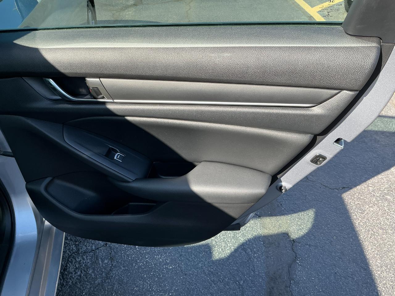 Honda Accord Sedan LX 1.5T CVT 2022