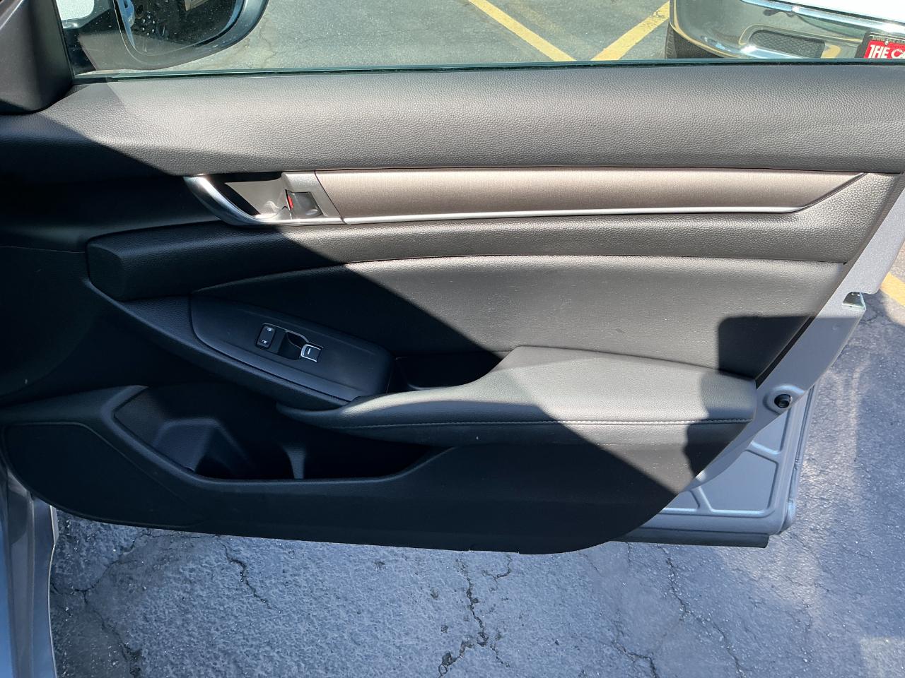Honda Accord Sedan LX 1.5T CVT 2022