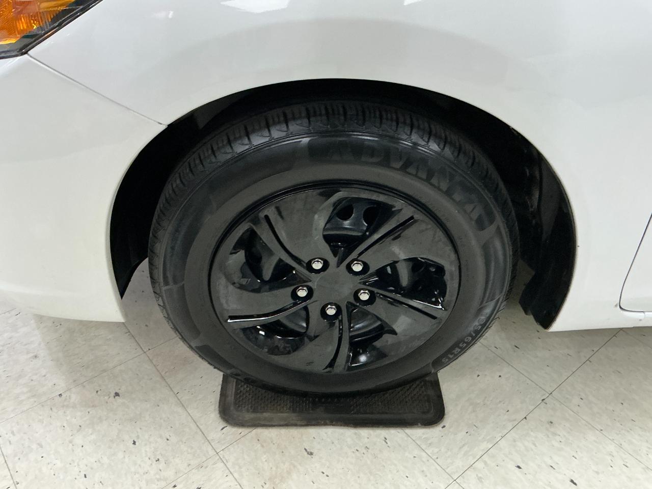 Honda Civic Sedan 4dr CVT LX 2014