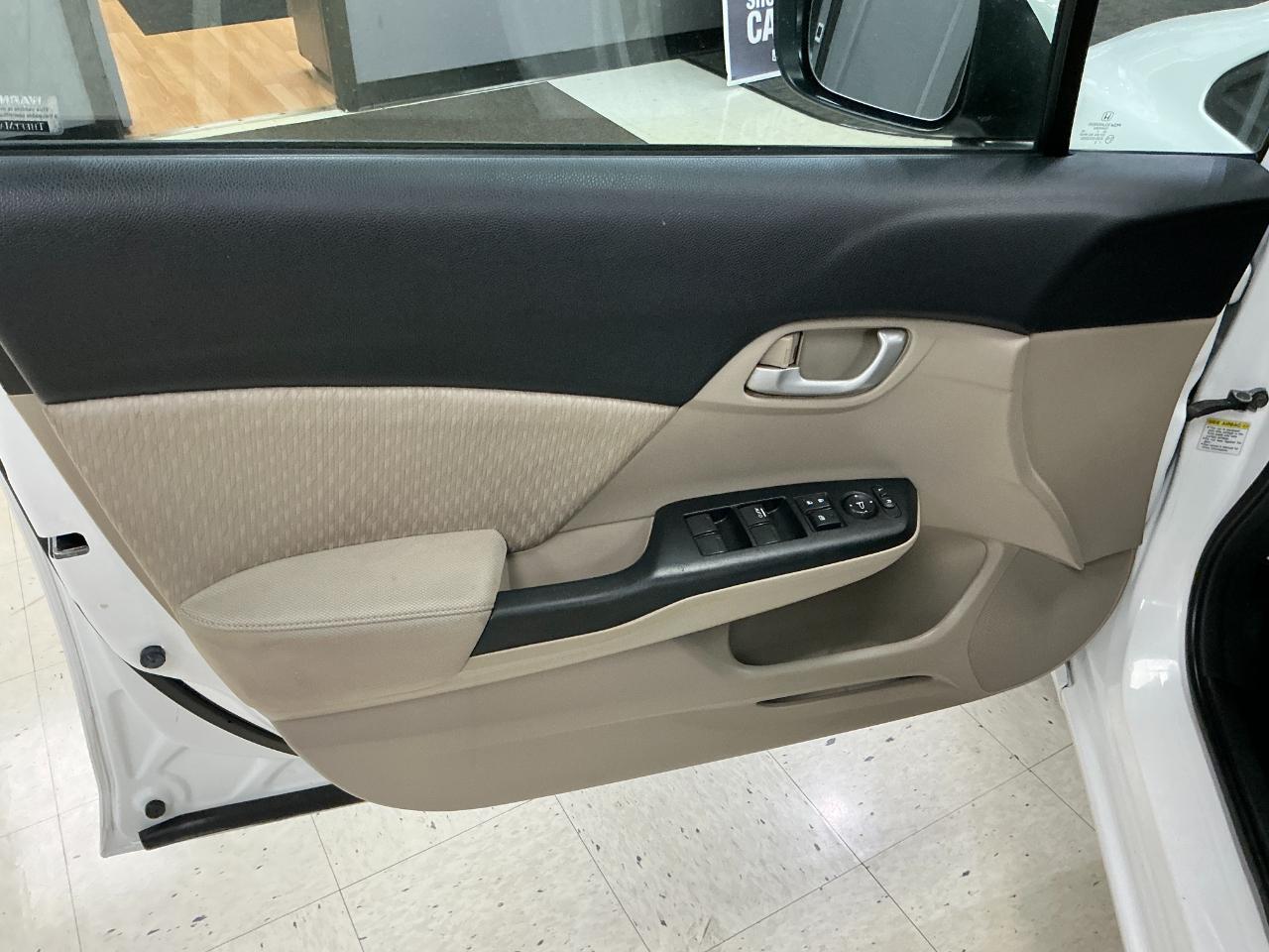 Honda Civic Sedan 4dr CVT LX 2014