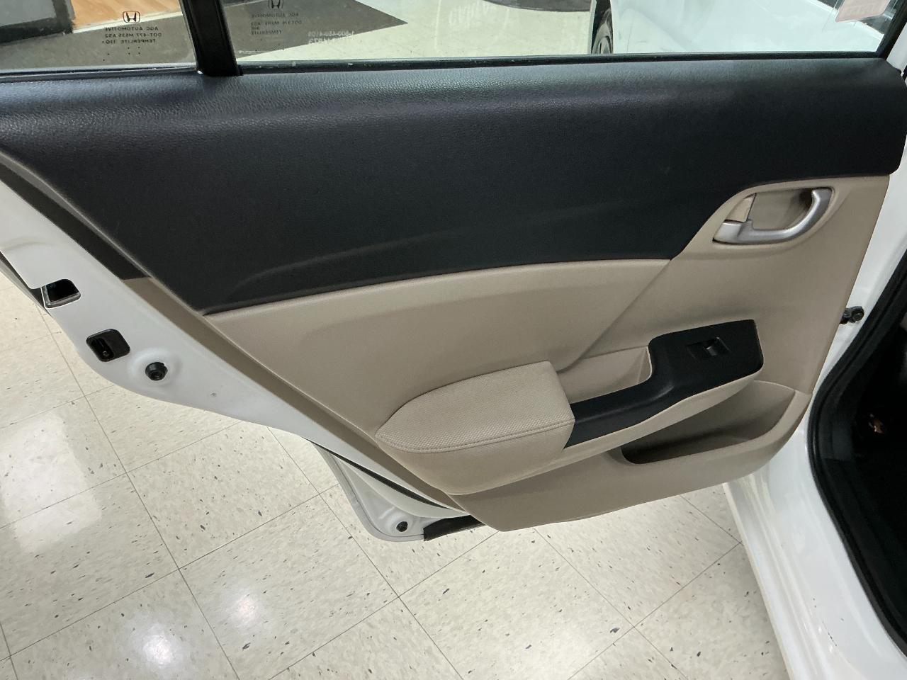 Honda Civic Sedan 4dr CVT LX 2014