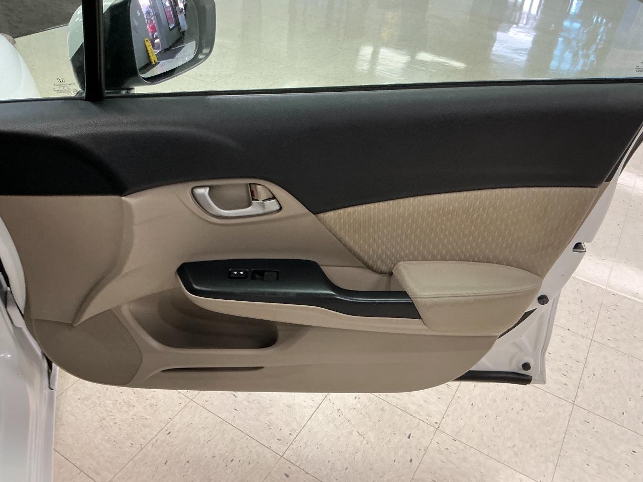 Honda Civic Sedan 4dr CVT LX 2014