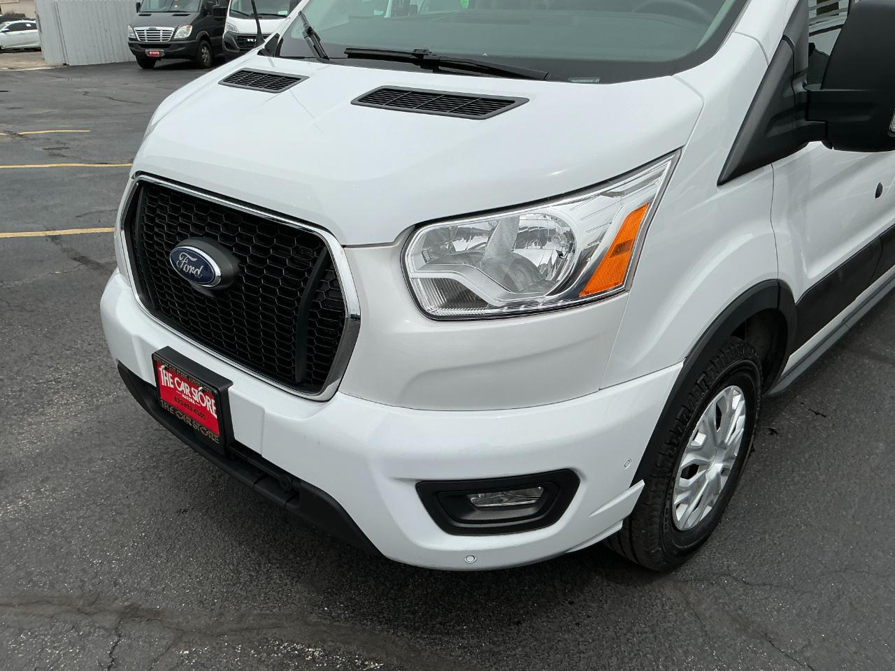 Ford Transit Passenger Wagon T-350 148" Low Roof XLT RWD 2021