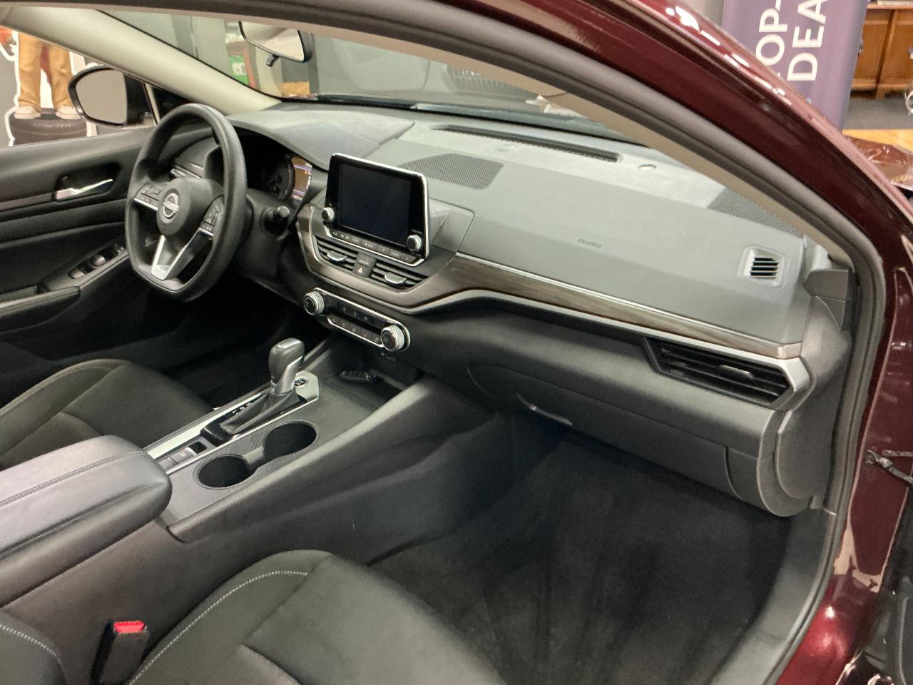 Nissan Altima SV AWD 2025