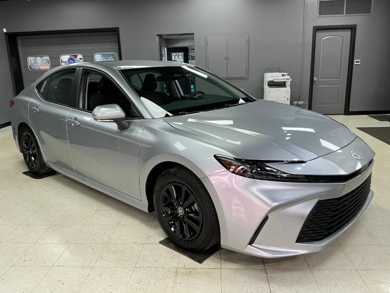 Toyota Camry LE 4D Sedan 2025
