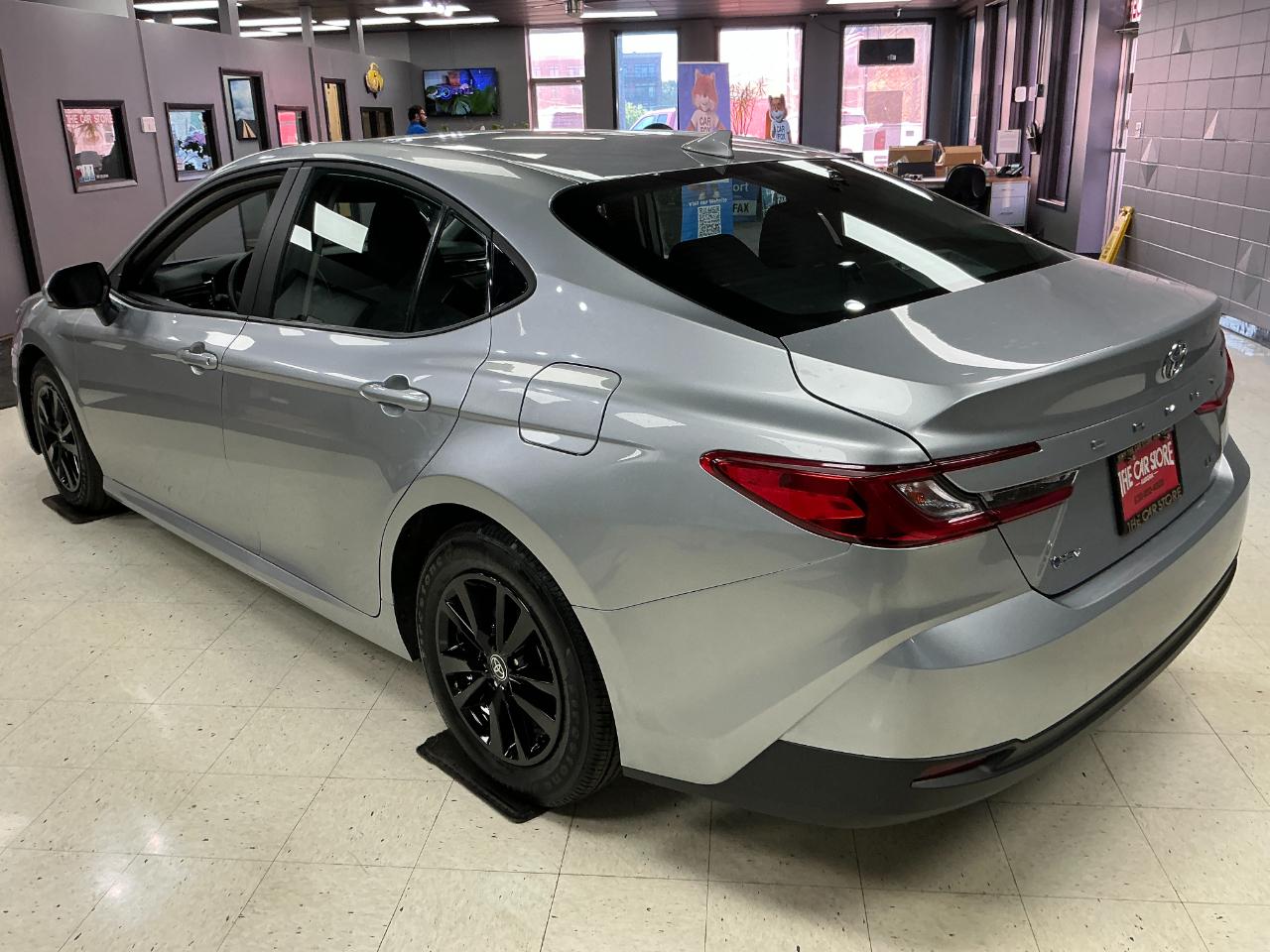 Toyota Camry LE 4D Sedan 2025