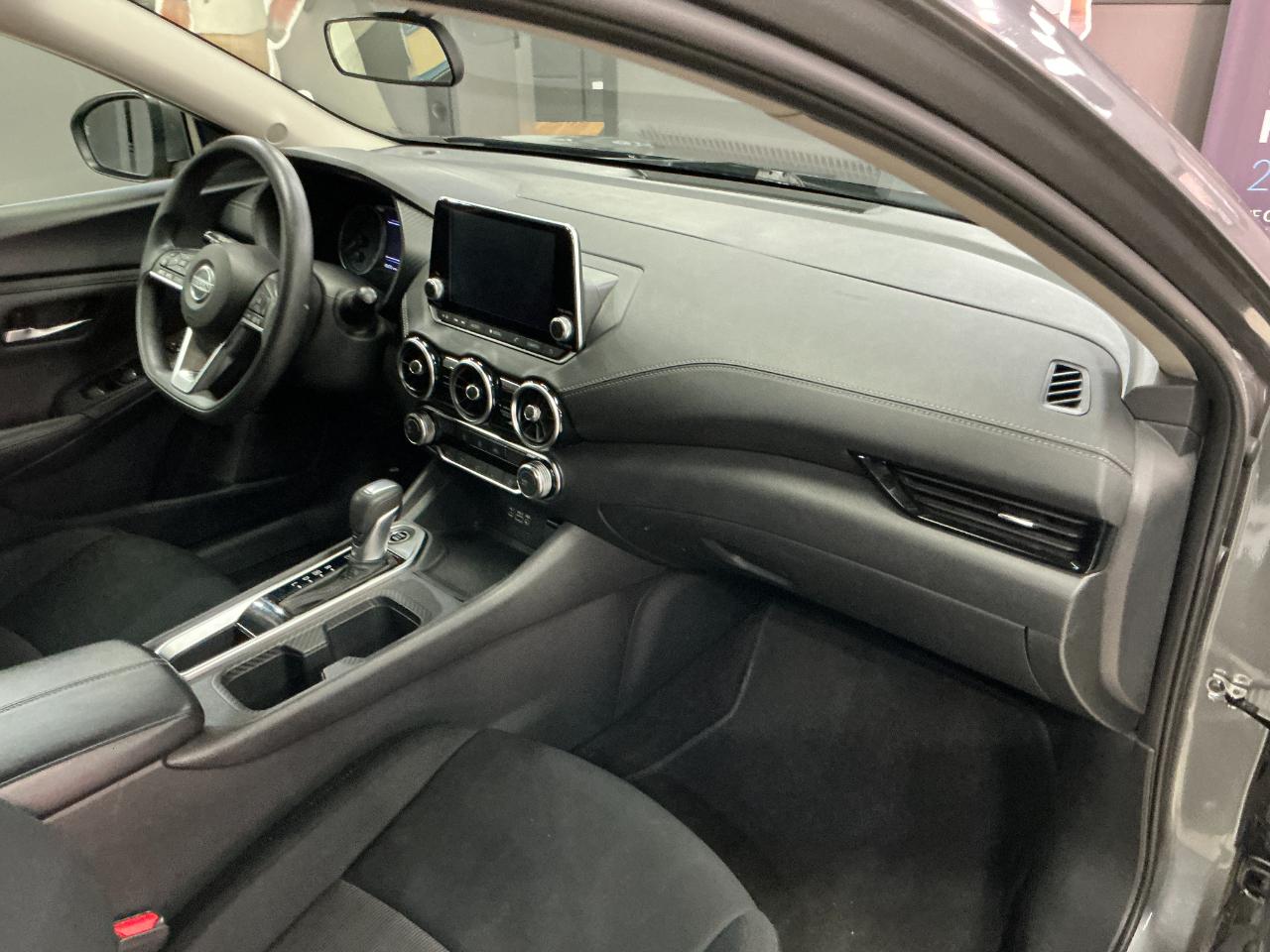 Nissan Sentra SV CVT 2023