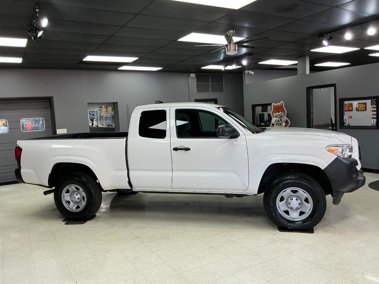 Toyota Tacoma 4WD SR Access Cab 6' Bed I4 AT (Natl) 2022