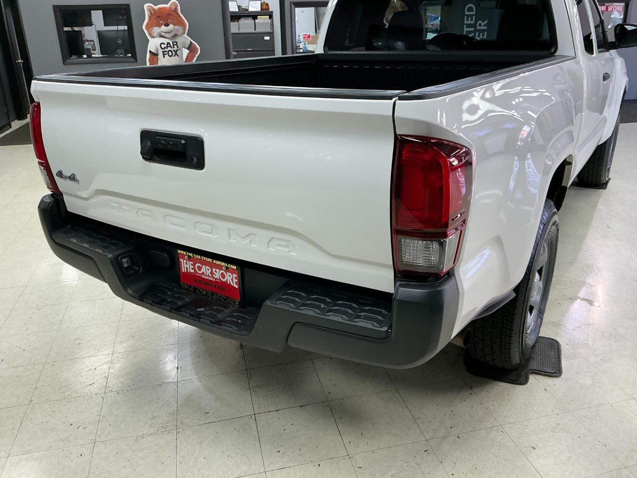 Toyota Tacoma 4WD SR Access Cab 6' Bed I4 AT (Natl) 2022