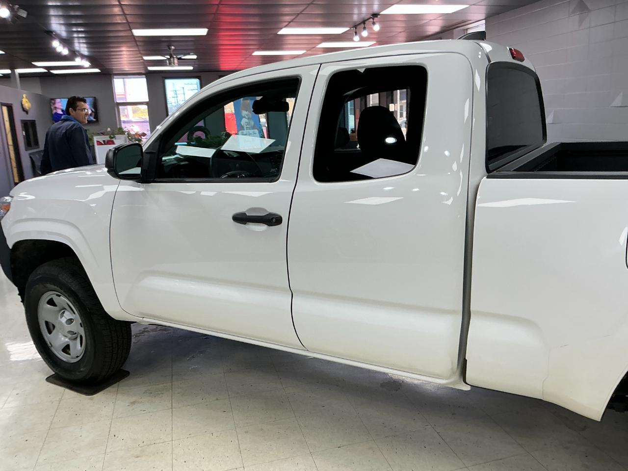 Toyota Tacoma 4WD SR Access Cab 6' Bed I4 AT (Natl) 2022